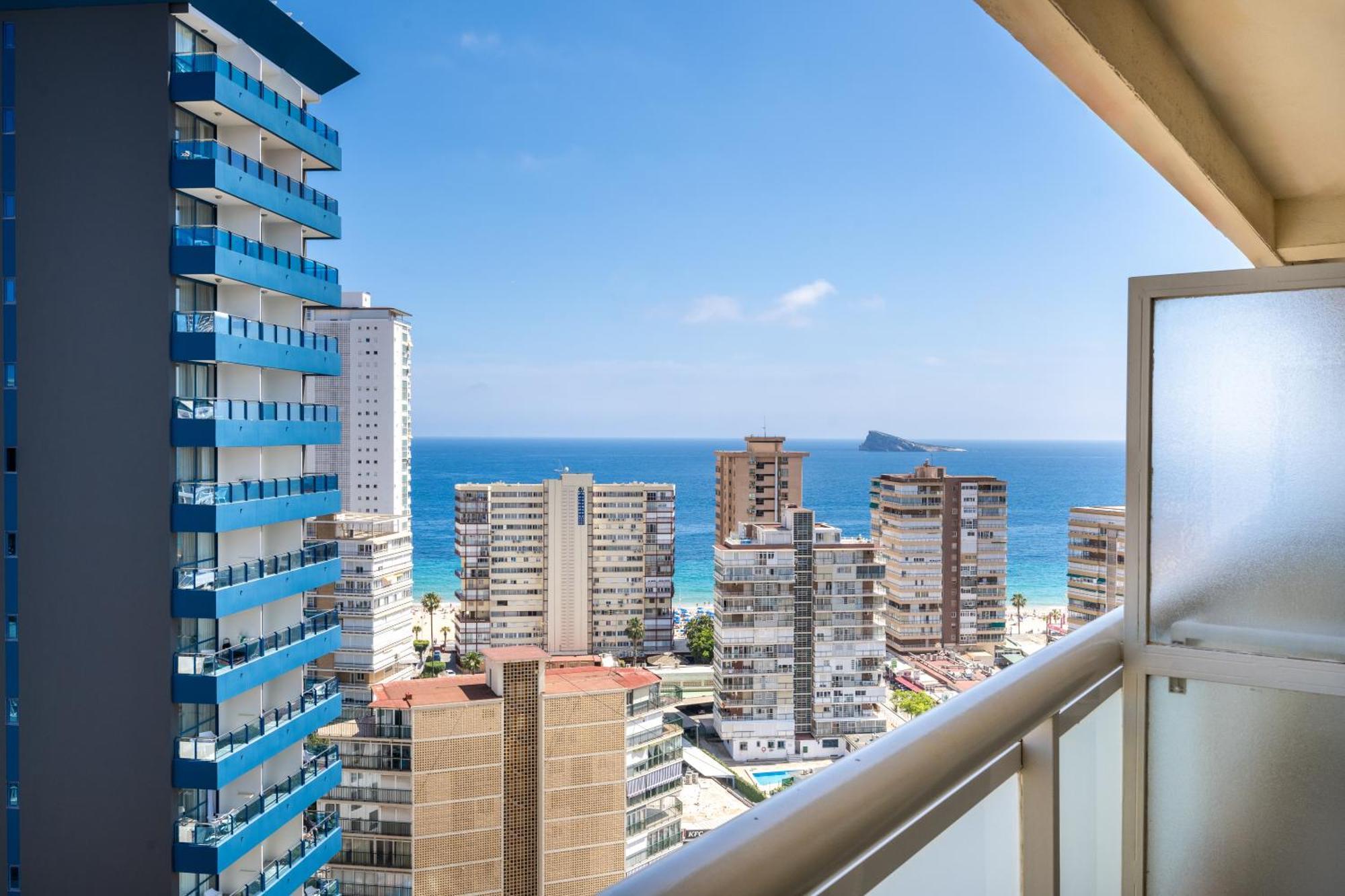 Climia Benidorm Plaza Hotel Exterior photo