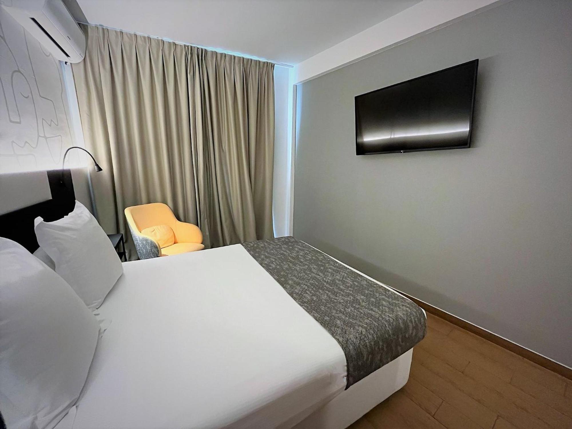 Climia Benidorm Plaza Hotel Room photo